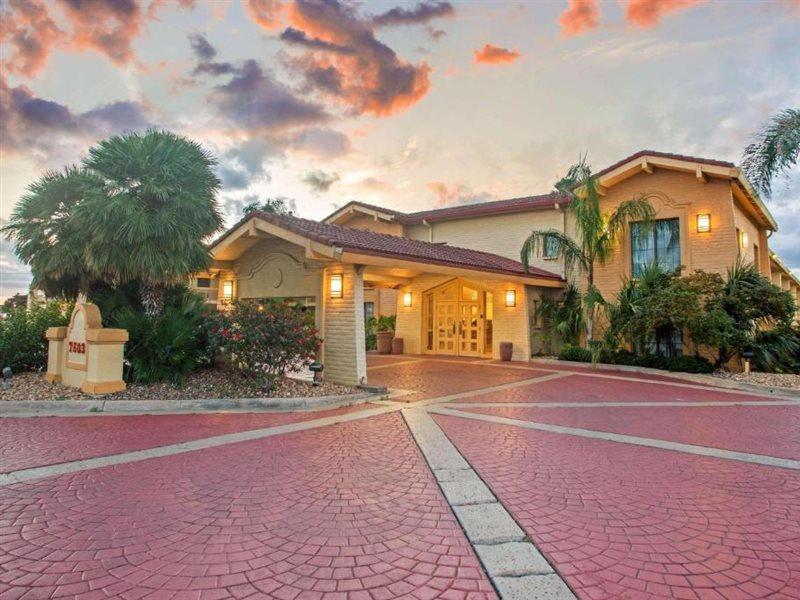 La Quinta Inn By Wyndham ויקטוריה מראה חיצוני תמונה