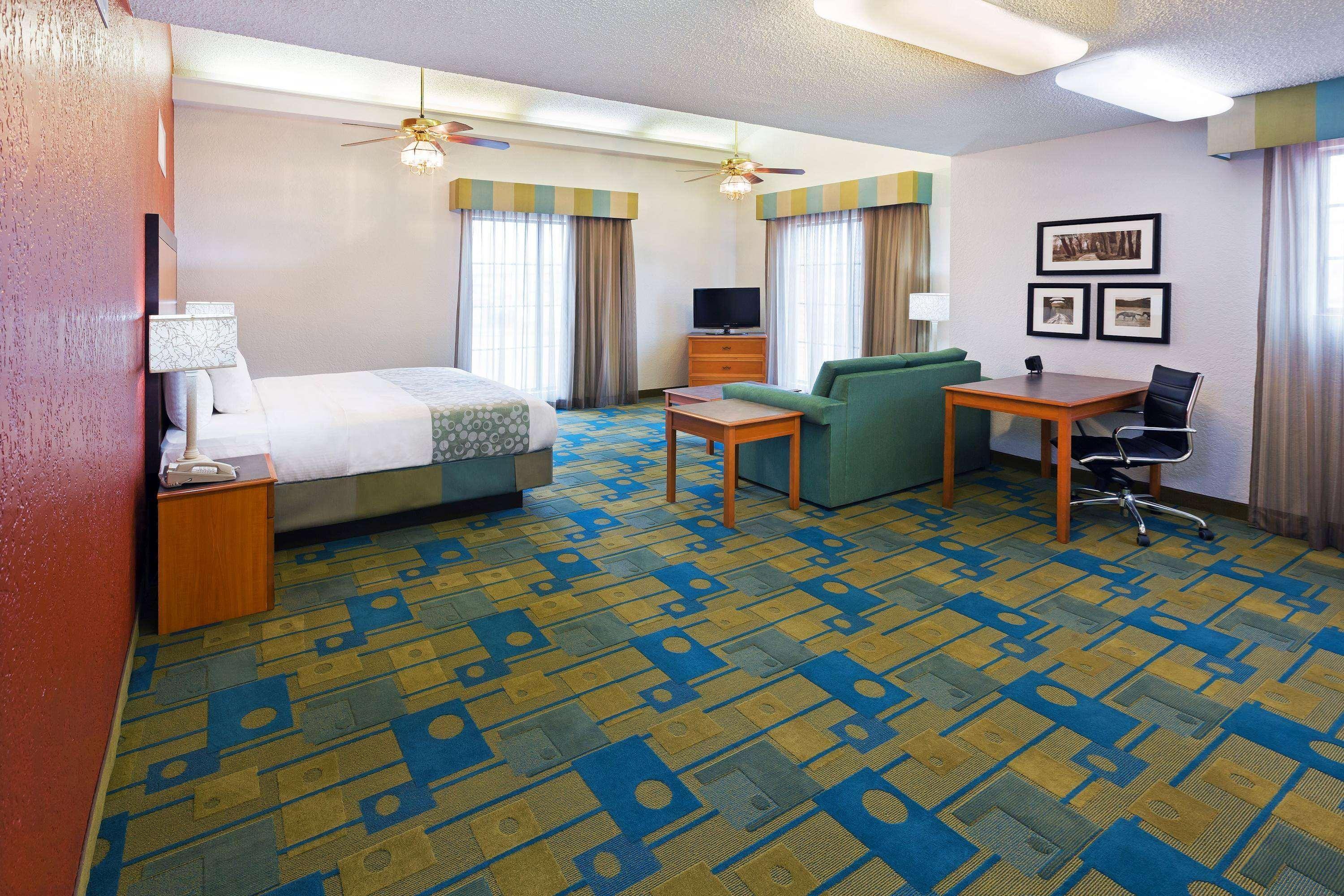 La Quinta Inn By Wyndham ויקטוריה מראה חיצוני תמונה