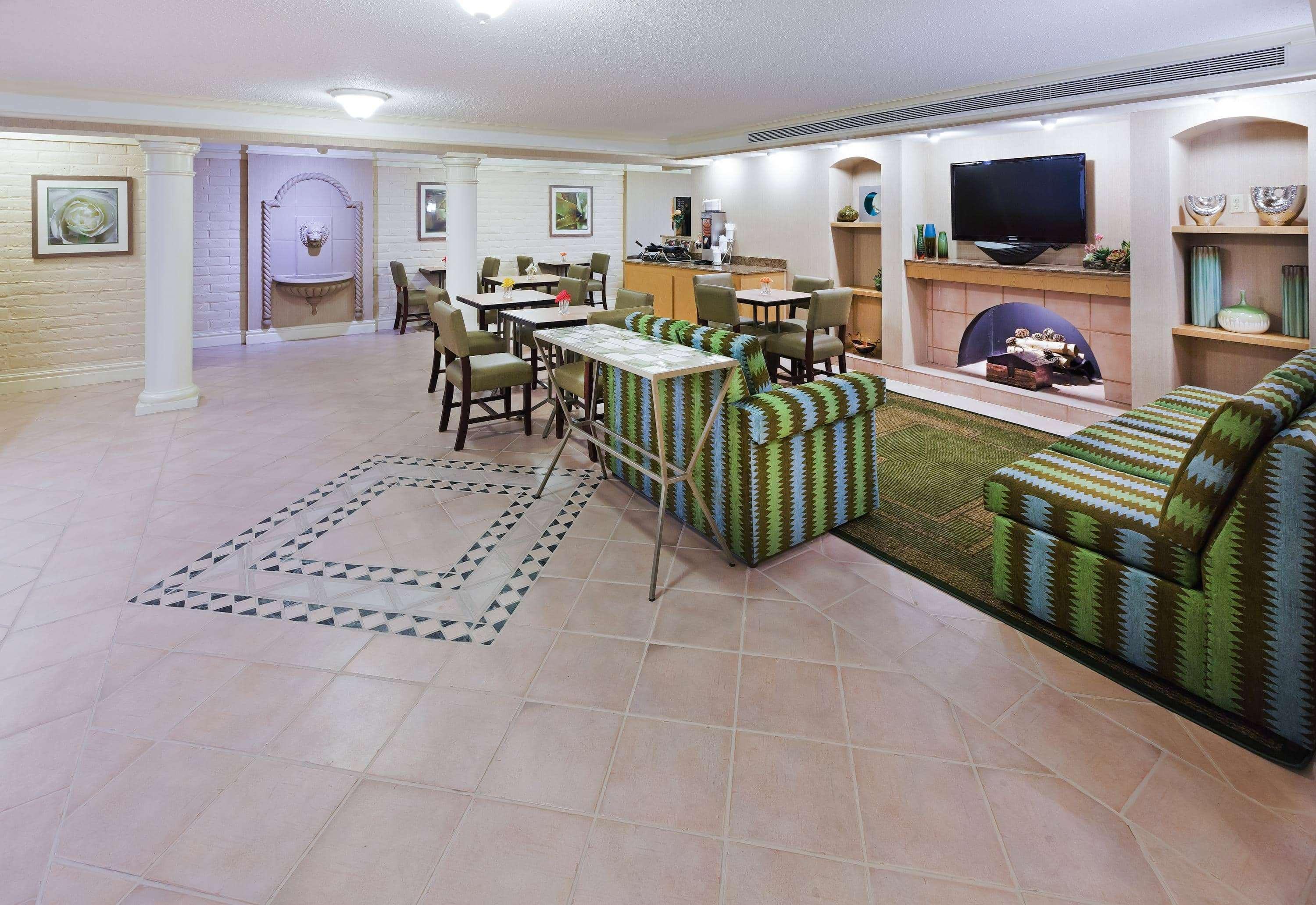 La Quinta Inn By Wyndham ויקטוריה מראה חיצוני תמונה