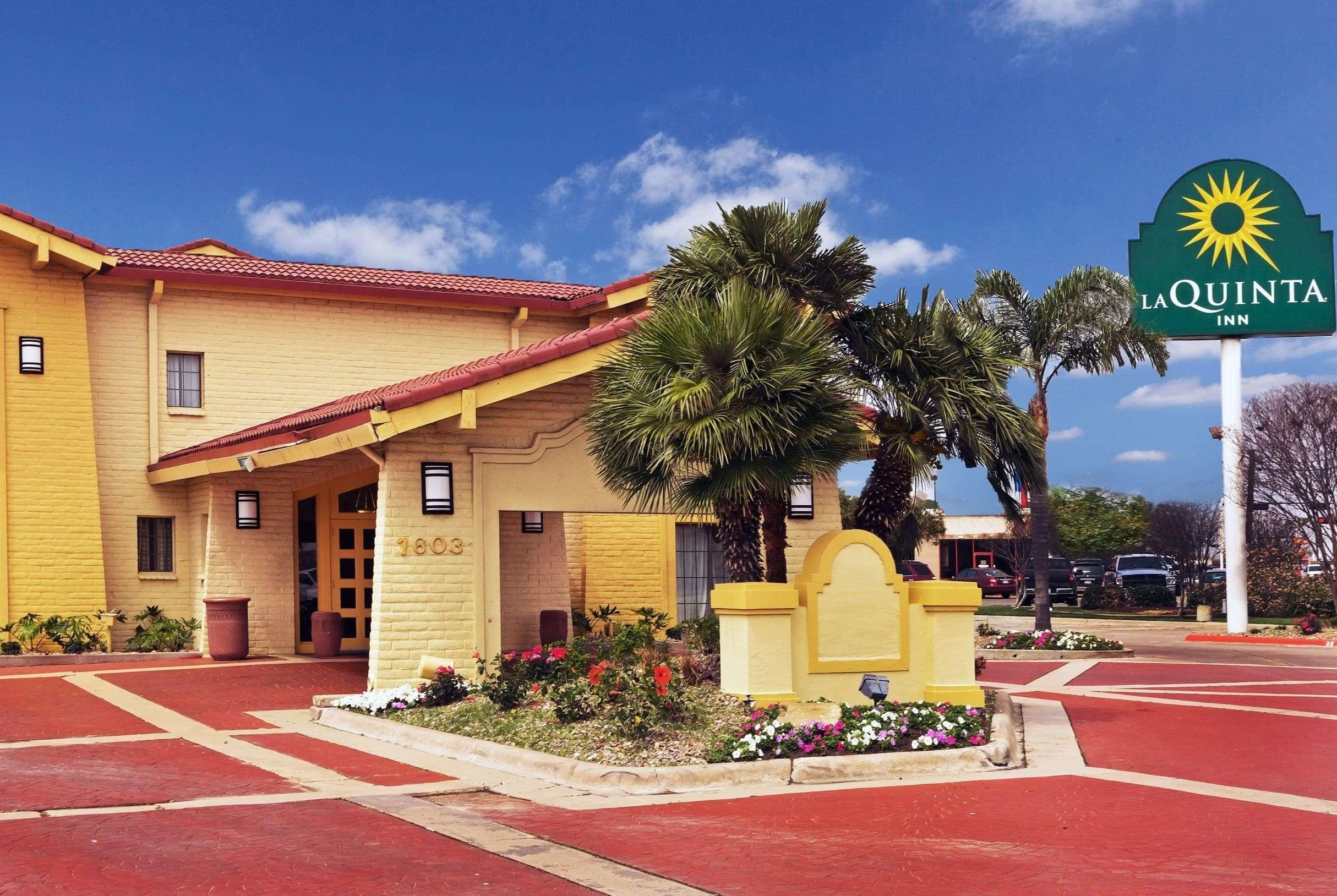 La Quinta Inn By Wyndham ויקטוריה מראה חיצוני תמונה