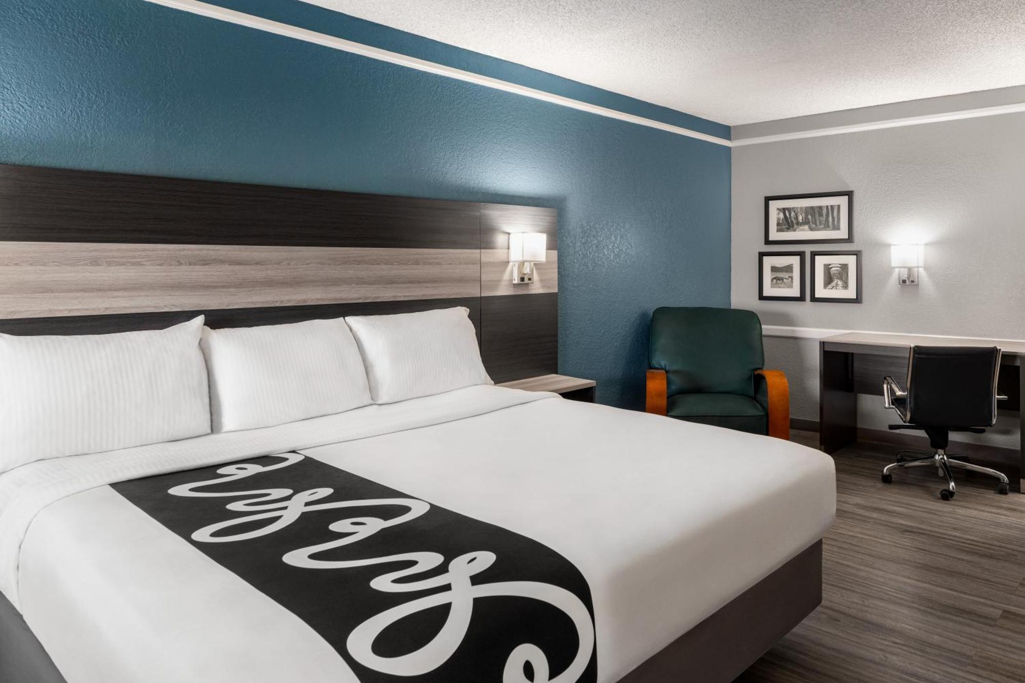 La Quinta Inn By Wyndham ויקטוריה מראה חיצוני תמונה