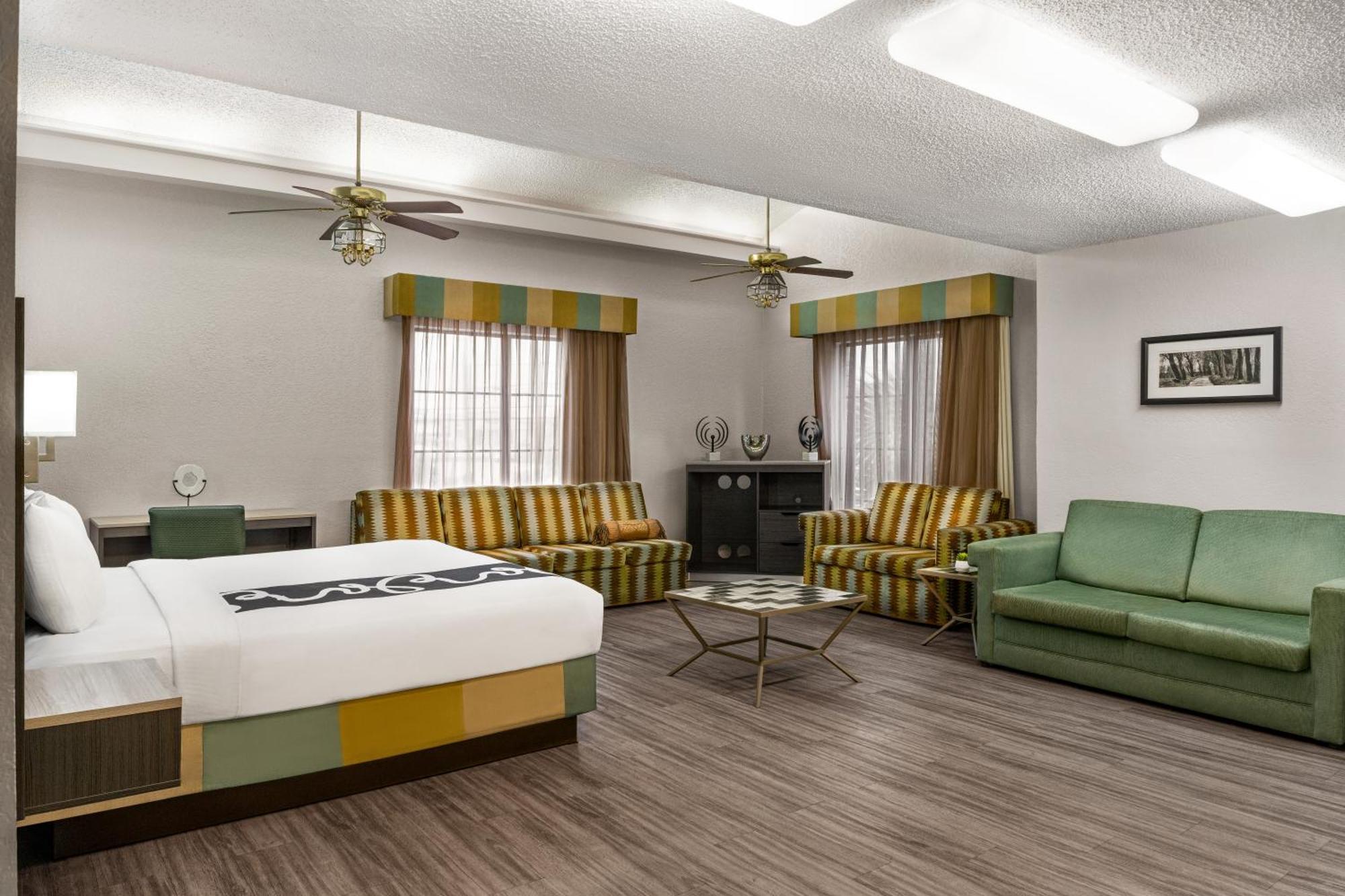 La Quinta Inn By Wyndham ויקטוריה מראה חיצוני תמונה