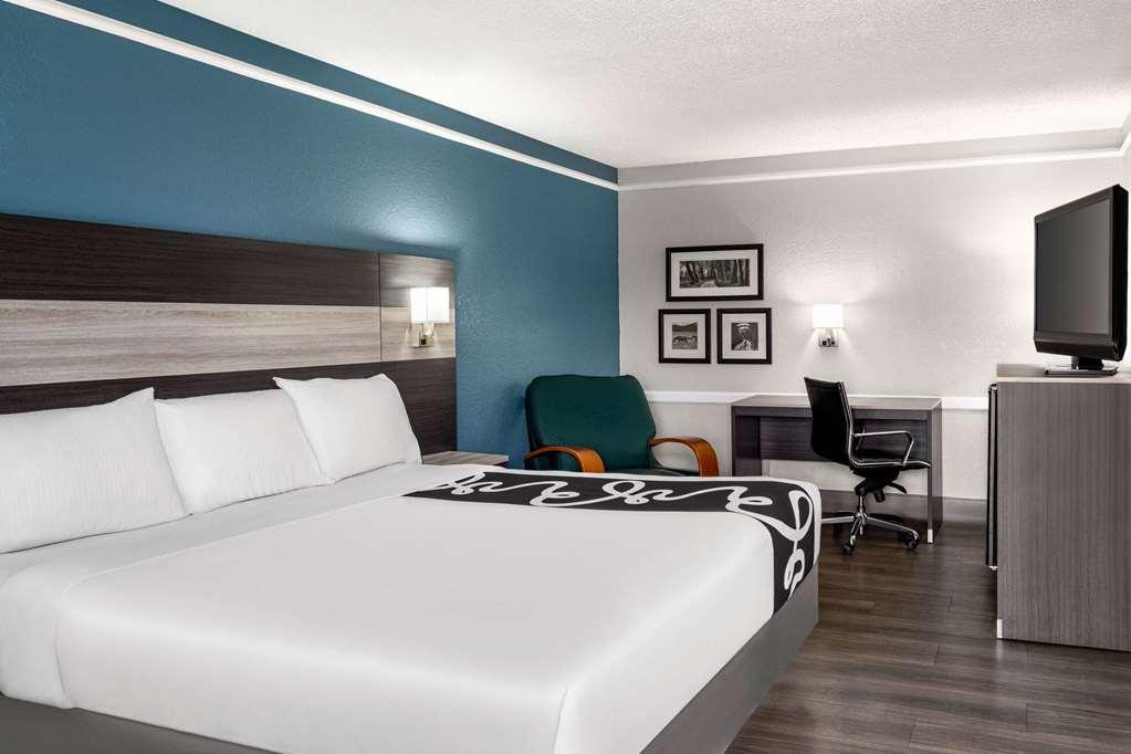 La Quinta Inn By Wyndham ויקטוריה חדר תמונה